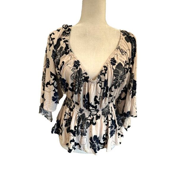 Free People Womens Floral Angel Sleeves Blouse Small - Picture 2 of 9